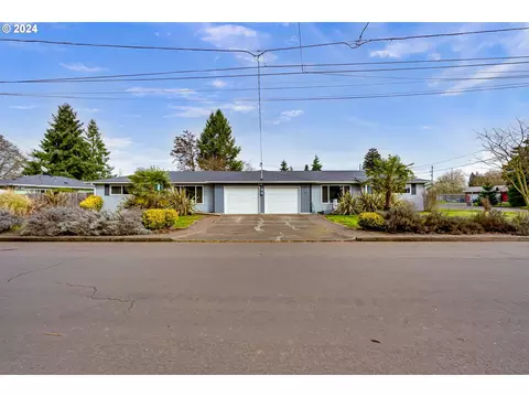 2043 Smithoak St, Eugene, OR 97404