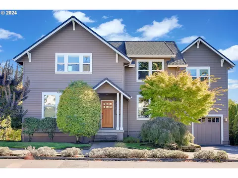 6142 NE Sacramento St, Portland, OR 97213