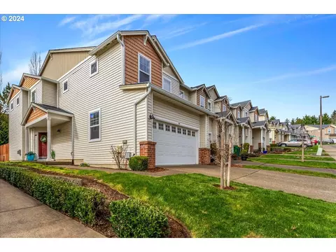 12675 SW Night Heron Ln #100, Beaverton, OR 97007