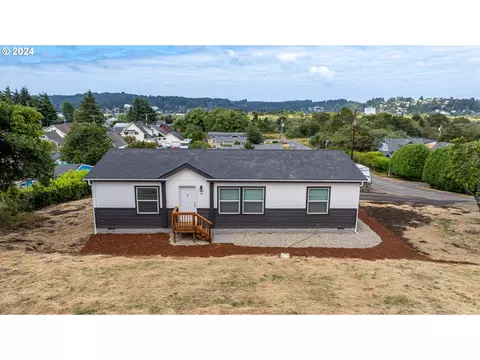 313 1st Ave, Coos Bay, OR 97420