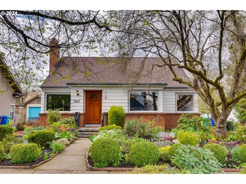 7327 N Seward Ave, Portland, OR 97217