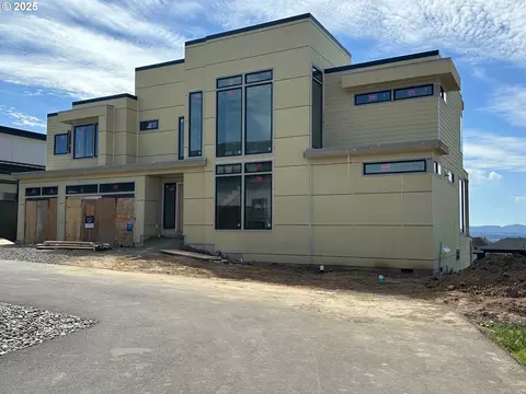 1742 NW Goodwin St, Camas, WA 98607