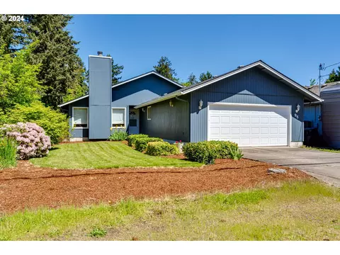 95 Crocker Ln, Eugene, OR 97404