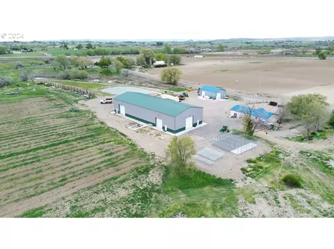 4484 Oak Rd, Ontario, OR 97914