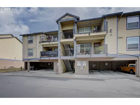 275 SE 162nd Ave, Portland, OR 97233