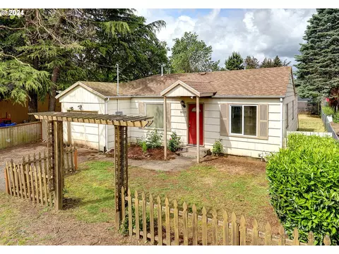 9523 SE 75th Ave, Milwaukie, OR 97222