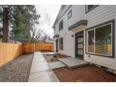 1154 N Terry St, Portland, OR 97217