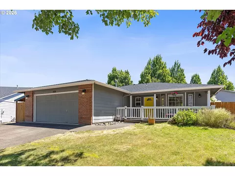 570 SW Honeysuckle Ct, Mcminnville, OR 97128