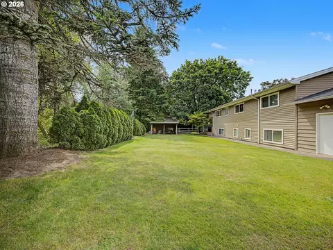 Exterior - 18020 SE Richey Rd, Gresham, OR 97080 photo 10 of 17