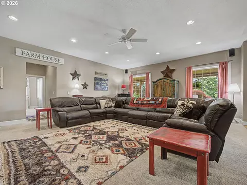 Living - 18020 SE Richey Rd, Gresham, OR 97080 photo 2 of 2