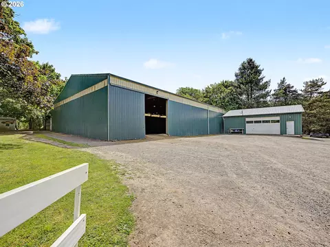 Exterior - 18020 SE Richey Rd, Gresham, OR 97080 photo 3 of 17