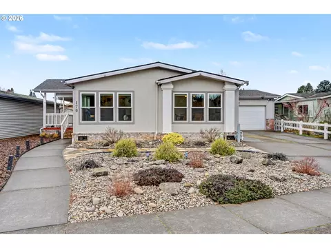 2120 Robins Ln #170, Salem, OR 97306