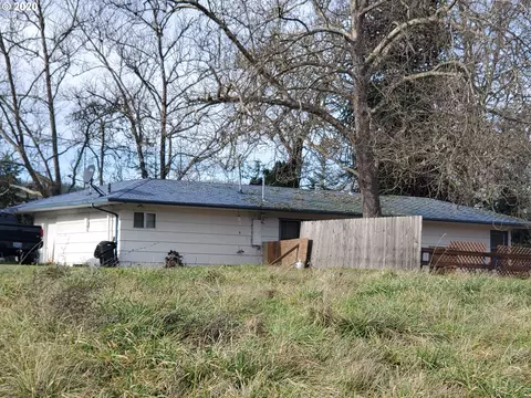 161 Vintage Ln, Myrtle Creek, OR 97457