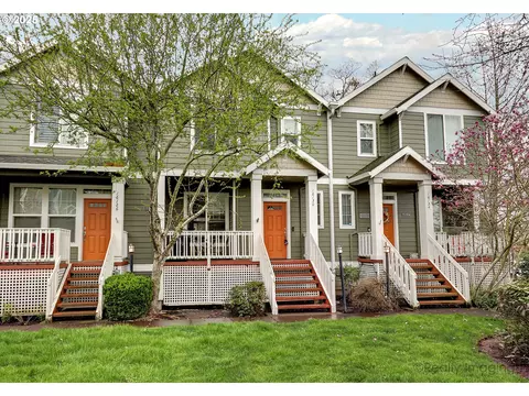 16130 SW Gage Ln, Beaverton, OR 97006