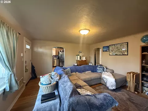 Other - 2460 E St, Springfield, OR 97477 photo 3 of 10