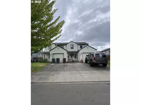 2592 NE Amber Ave, Hillsboro, OR 97124