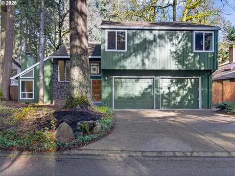 7853 SW Willowbottom Way, Portland, OR 97224