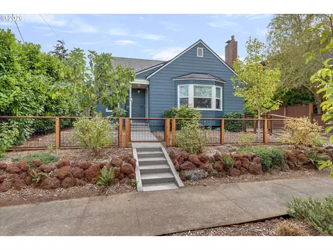 1416 NE Ainsworth St, Portland, OR 97211