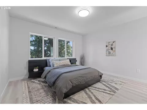 Bedroom - 4686 Cornwall St, West Linn, OR 97068 photo 1 of 7