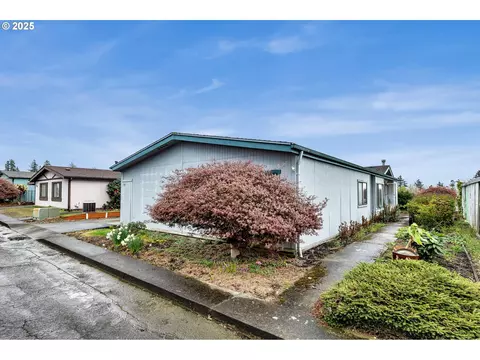 17401 SE 39th St #143, Vancouver, WA 98683