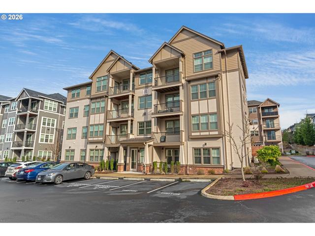 17124 SW Appledale Rd #401, Beaverton, OR 97007