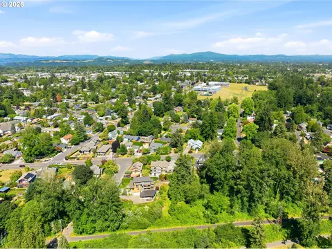 629 SE Roberts Ave, Gresham, OR 97080 photo 37
