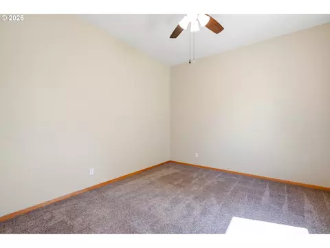 629 SE Roberts Ave, Gresham, OR 97080 photo 21