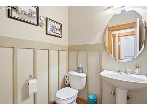 629 SE Roberts Ave, Gresham, OR 97080 photo 14