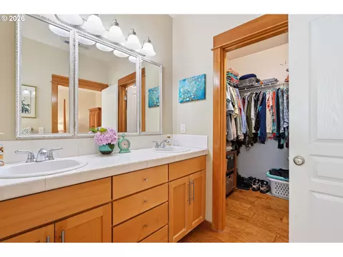 629 SE Roberts Ave, Gresham, OR 97080 photo 12