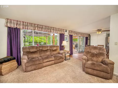 Living - 143 Ferndale Dr, Eugene, OR 97404 photo 1 of 3