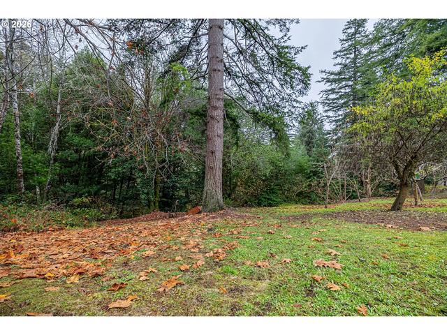 00 E 15th St, Coquille, OR 97423