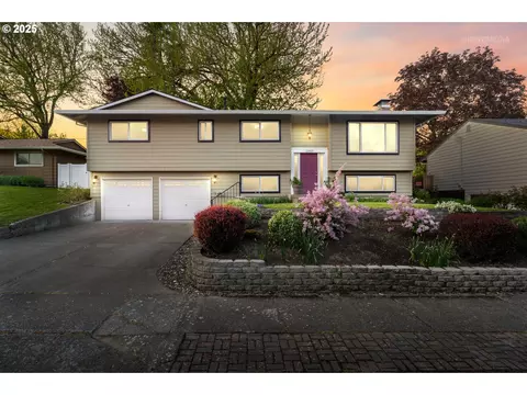 11955 SW Blakeney St, Beaverton, OR 97008