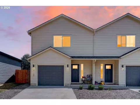 1016 Peach Rd, Winlock, WA 98596