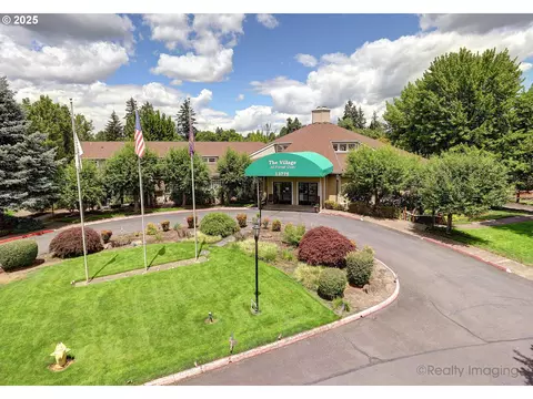 13775 SW Scholls Ferry Rd #205, Beaverton, OR 97008