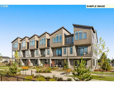 3514 SE Brookwood Ave, Hillsboro, OR 97123
