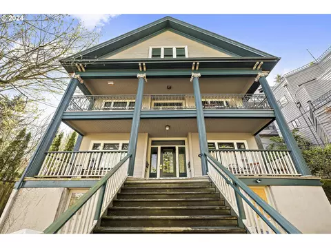 1314 SW Hall St, Portland, OR 97201