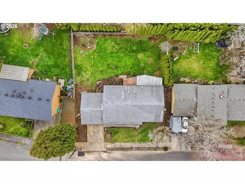 View/Area - 205 SE Olvera Ave, Gresham, OR 97080 photo 2 of 2