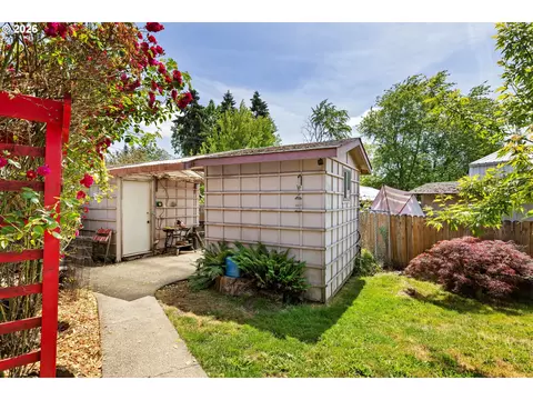 147 E 8th St, Lafayette, OR 97127 photo 31