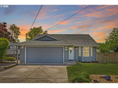 147 E 8th St, Lafayette, OR 97127 photo 3