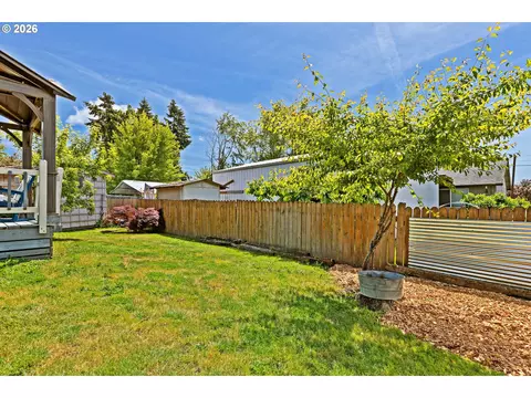 147 E 8th St, Lafayette, OR 97127 photo 30
