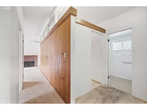 Entry Way - 1318 Quinalt St, Springfield, OR 97477 photo 1 of 1