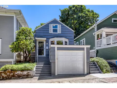 116 S Gibbs St, Portland, OR 97239