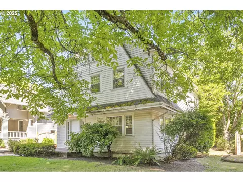2346 NE 16th Ave, Portland, OR 97212