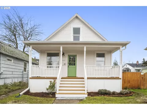862 NE Liberty St, Portland, OR 97211