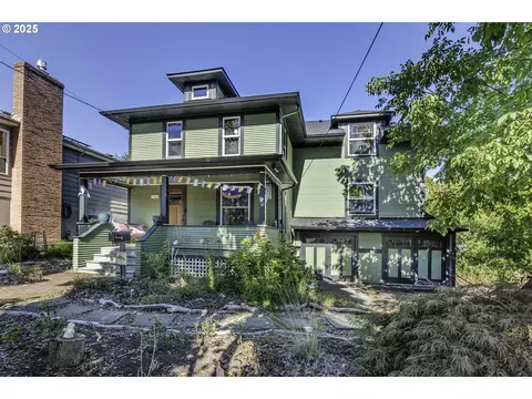 7233 SE Main St, Portland, OR 97215