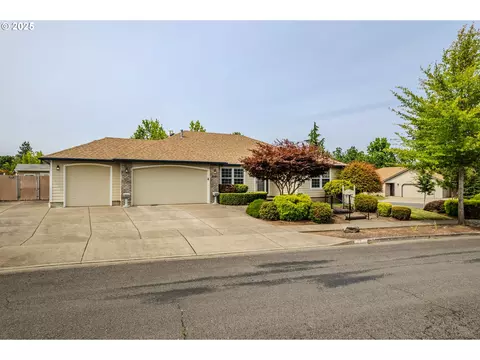 4797 San Francisco Dr NE, Salem, OR 97305