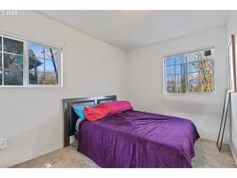 Bedroom - 808 W A Loop, Rainier, OR 97048 photo 2 of 10