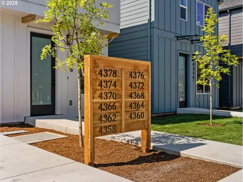 4376 NE Going St, Portland, OR 97218