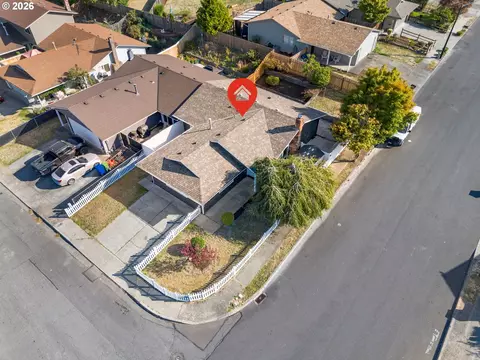 View/Area - 3198 SW 16th Cir, Gresham, OR 97080 photo 2 of 4