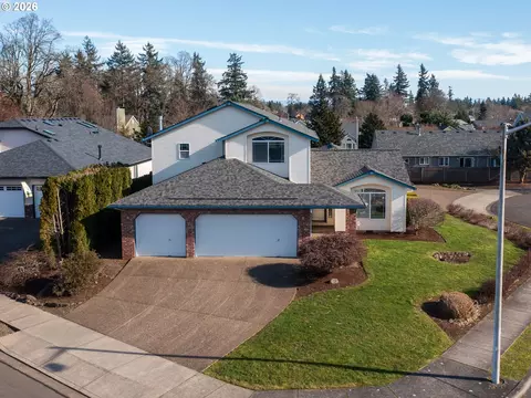 19012 Paulsen Dr, Oregon City, OR 97045
